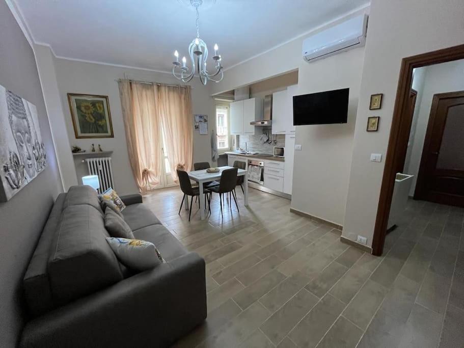 Attico Briccarello -Intero Appartamento- Elegant Suite With Free Wifi Near Inalpi Arena And Sporting Club Torino-Olimpyc Stadium Exterior foto